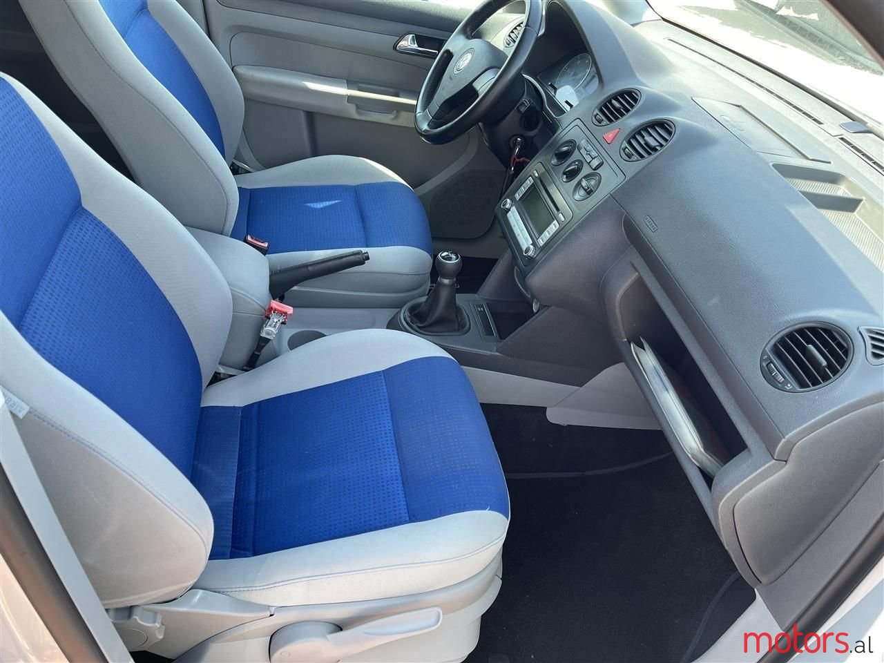 2008' Volkswagen Caddy photo #6