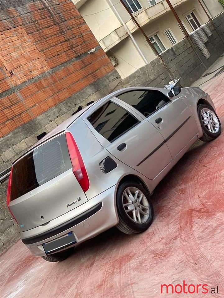 2001' Fiat Punto photo #4