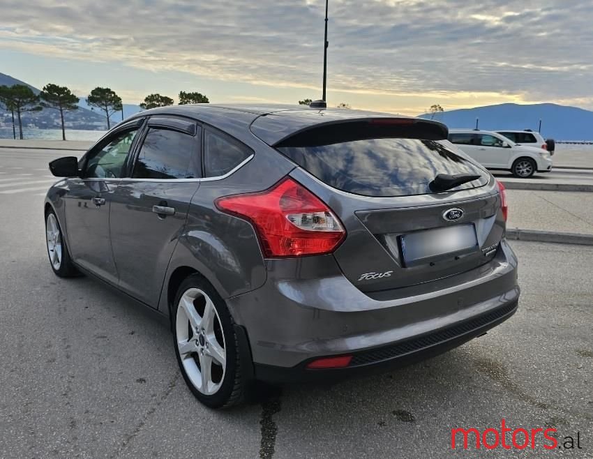 2012' Ford Focus photo #1