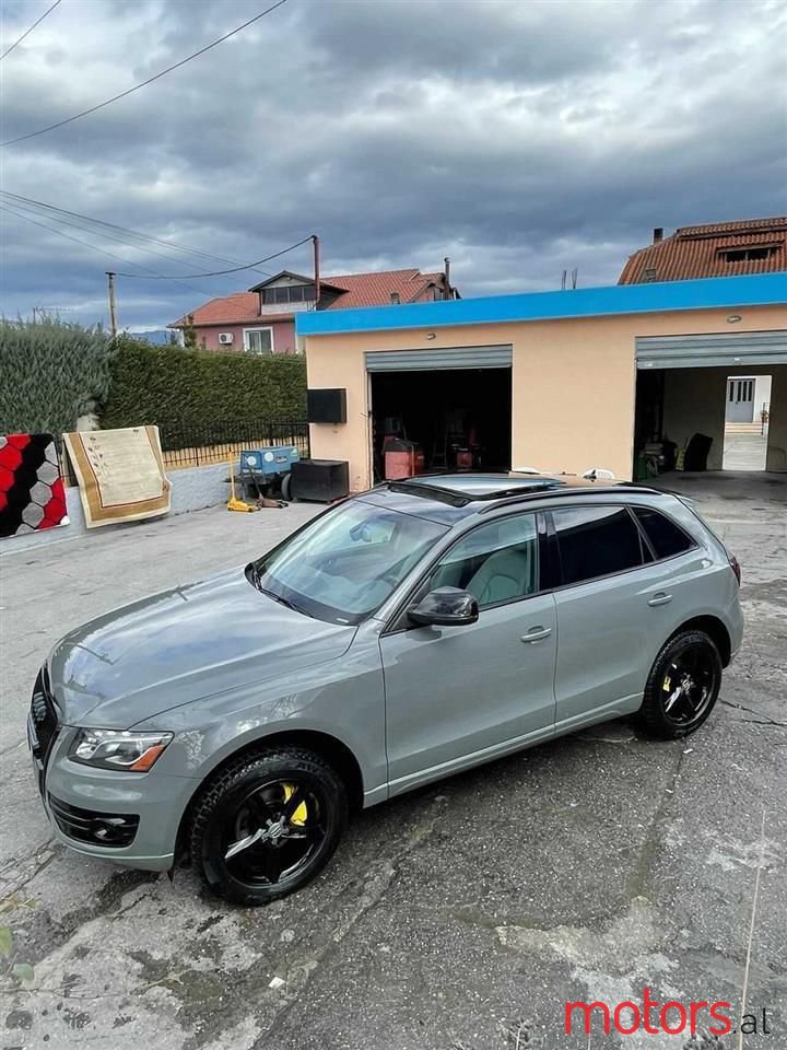 2011' Audi Q5 photo #1