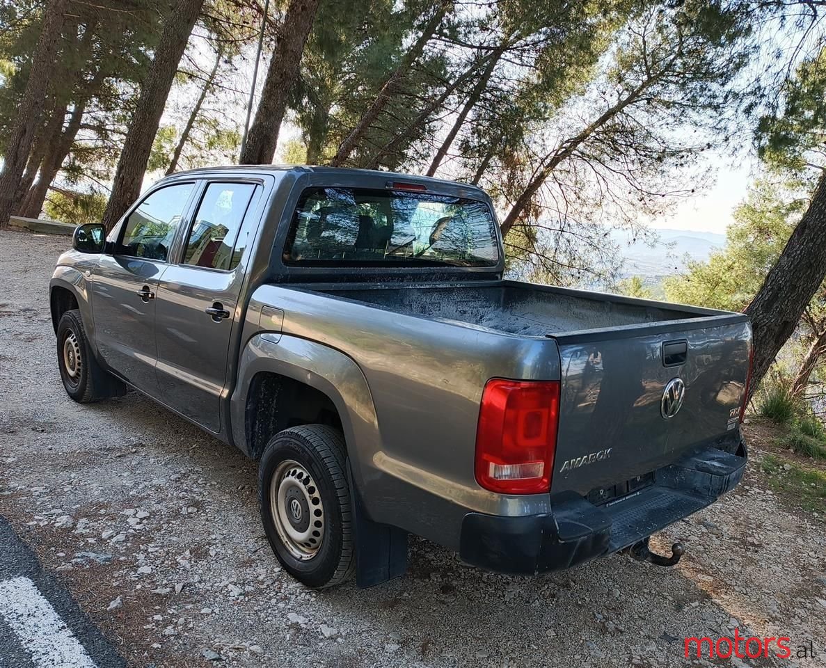 2013' Volkswagen Amarok photo #5