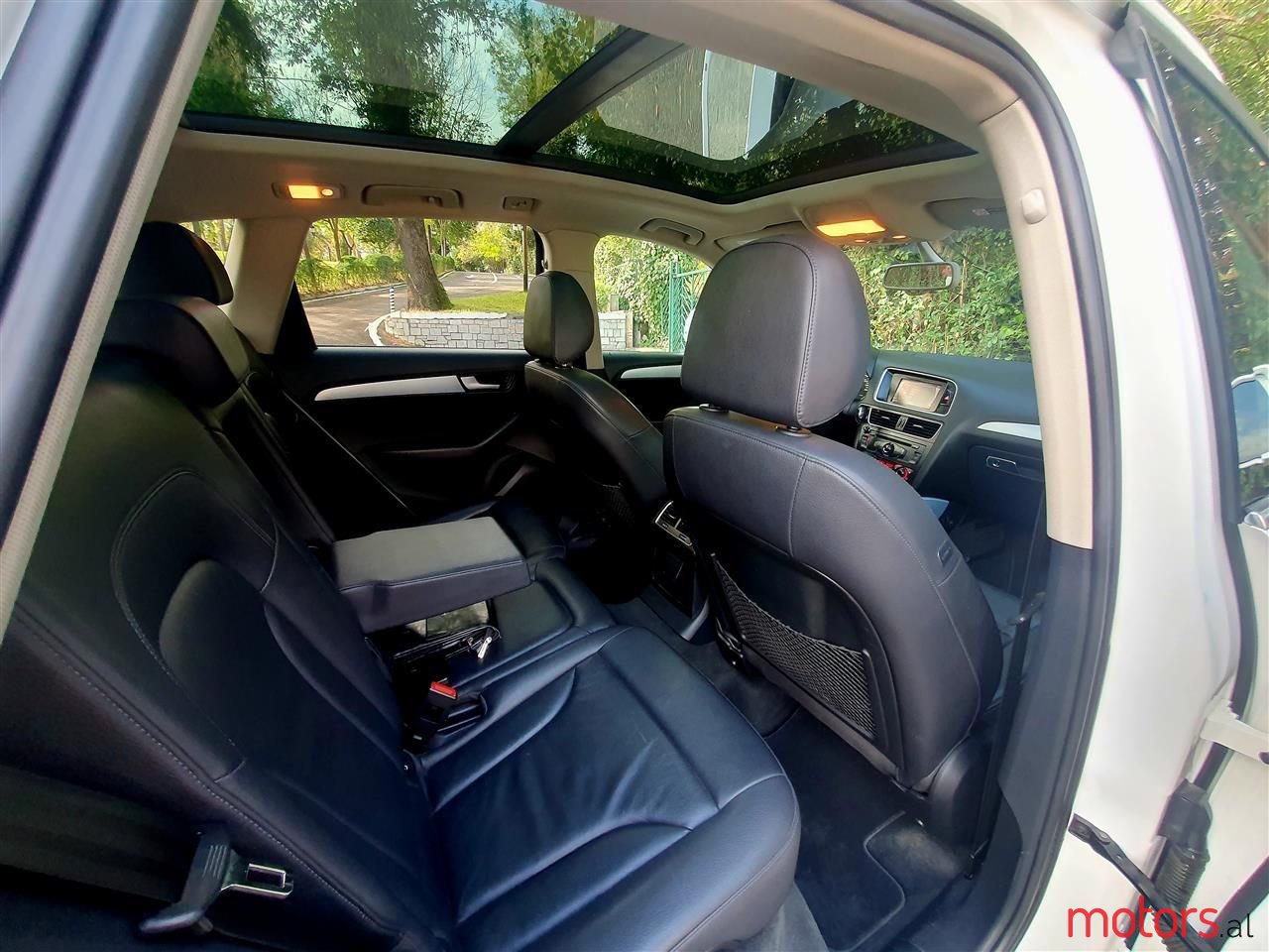 2012' Audi Q5 photo #6