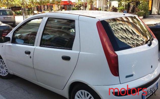 2000' Fiat Punto photo #1