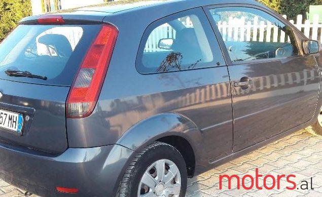 2005' Ford Fiesta photo #2