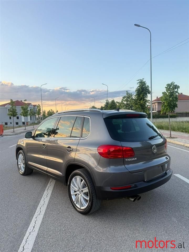 2013' Volkswagen Tiguan photo #4
