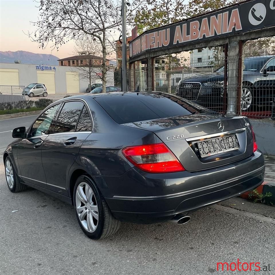 2008' Mercedes-Benz C 220 photo #2