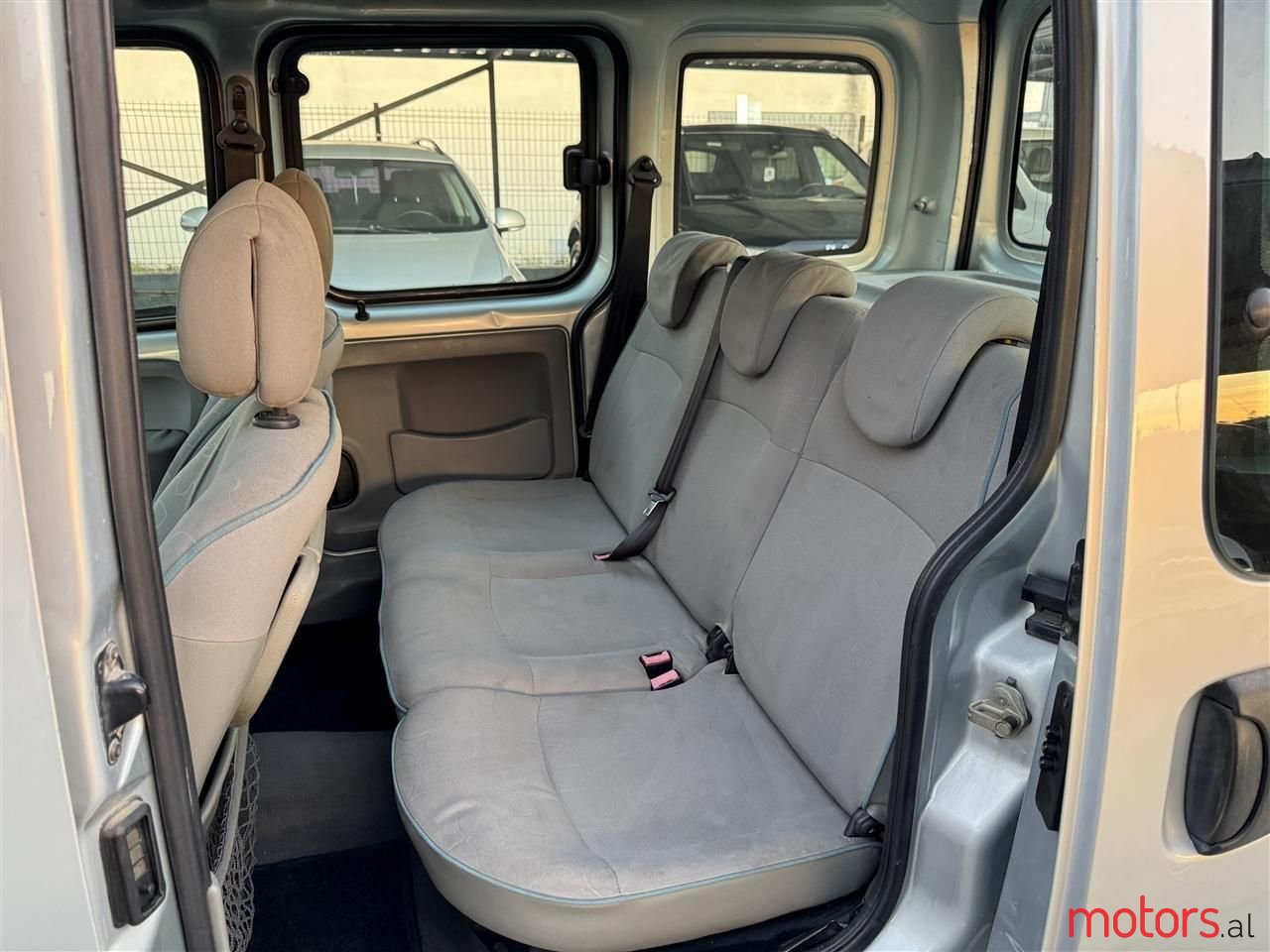 2006' Renault Kangoo photo #5