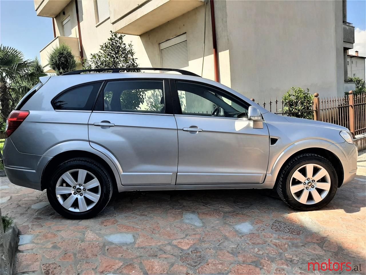 2009' Chevrolet Captiva photo #4