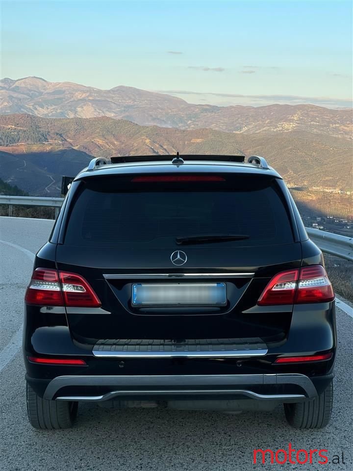 2013' Mercedes-Benz ML 250 photo #2