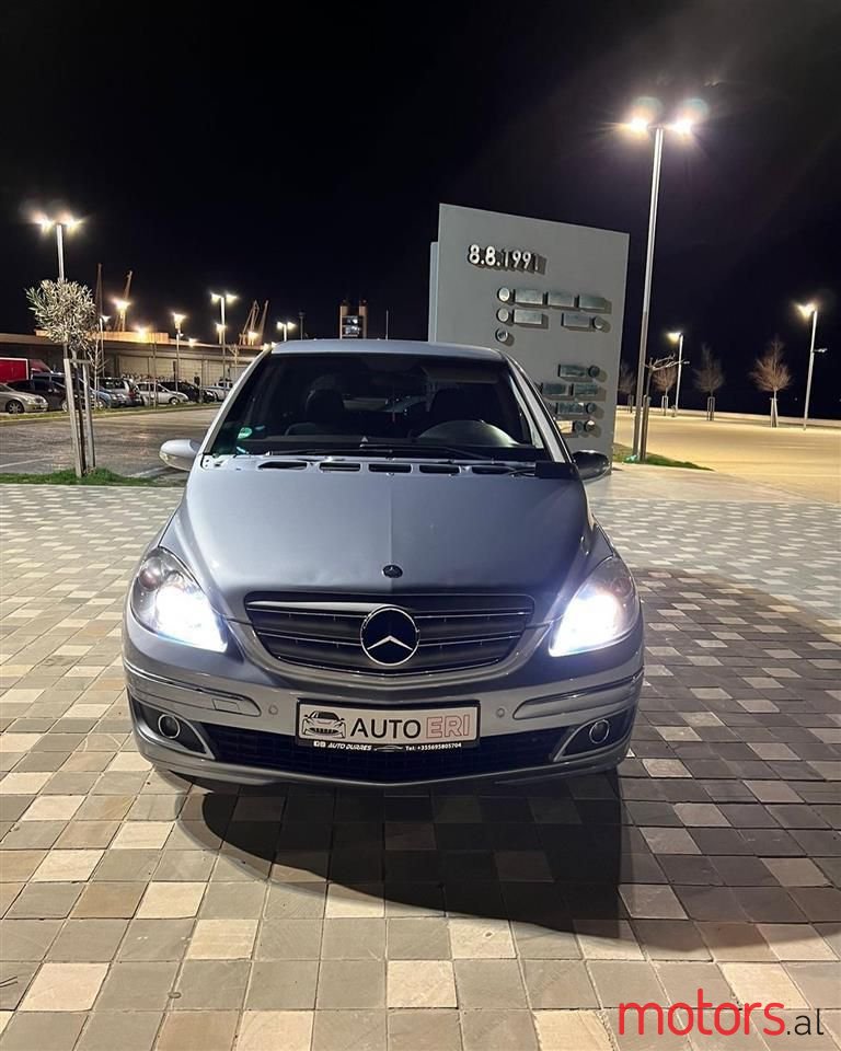 2006' Mercedes-Benz B 200 photo #1