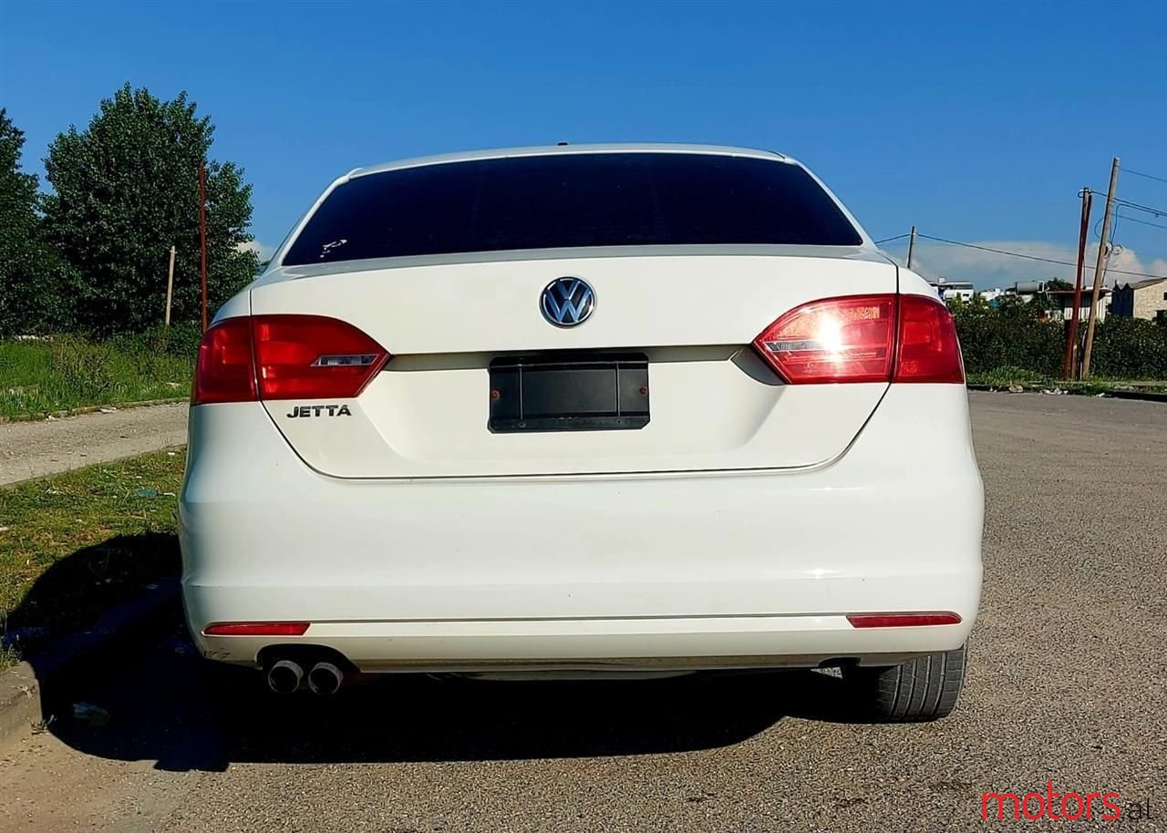 2014' Volkswagen Jetta photo #5