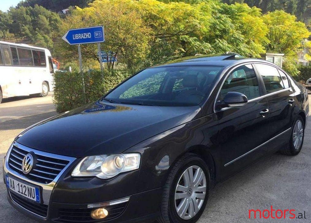 2007' Volkswagen Passat photo #1