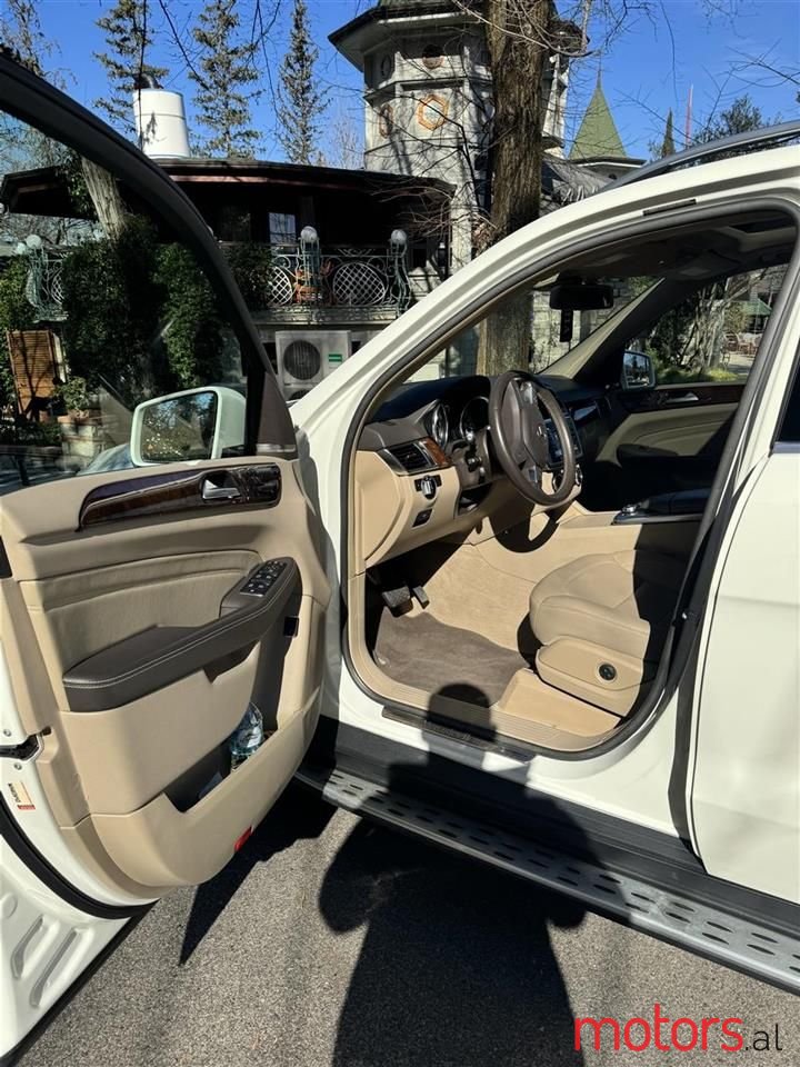 2013' Mercedes-Benz ML 350 photo #2