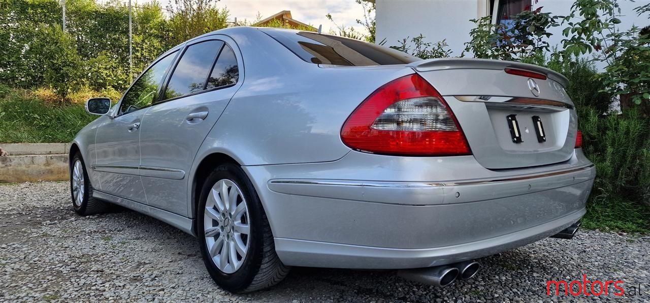 2007' Mercedes-Benz E 200 photo #3