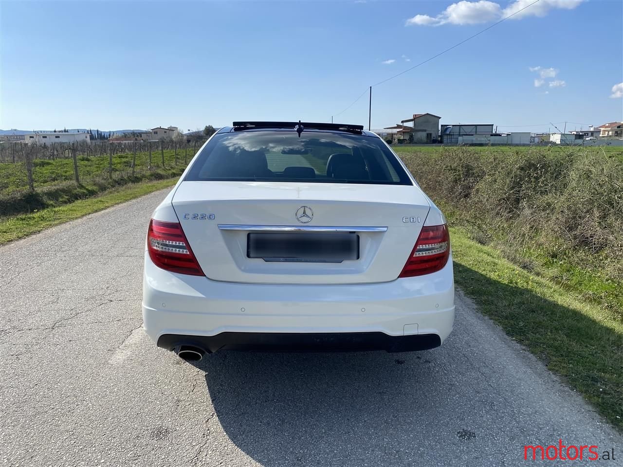 2012' Mercedes-Benz C 220 photo #2