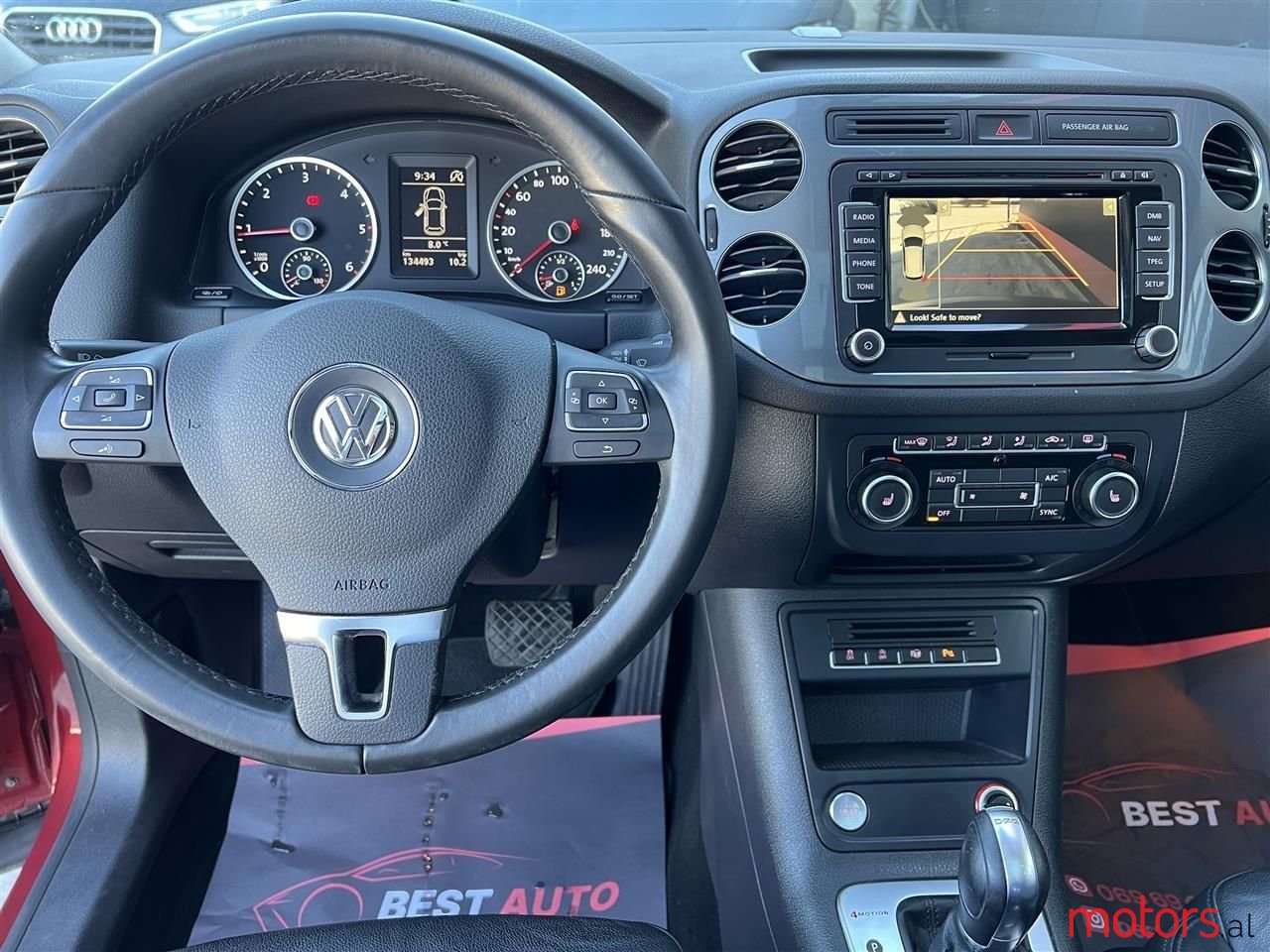 2014' Volkswagen Tiguan photo #2