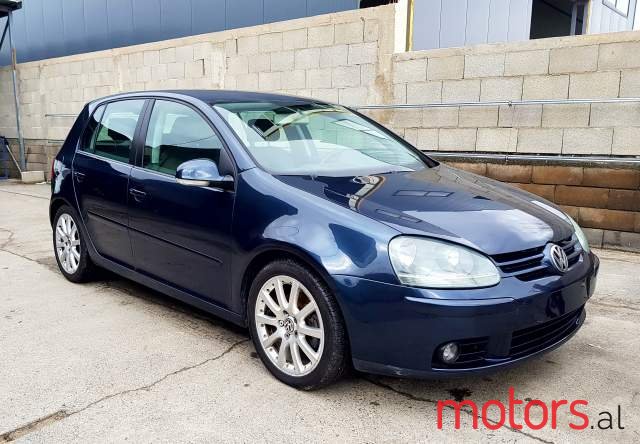 2004' Volkswagen Golf V photo #1