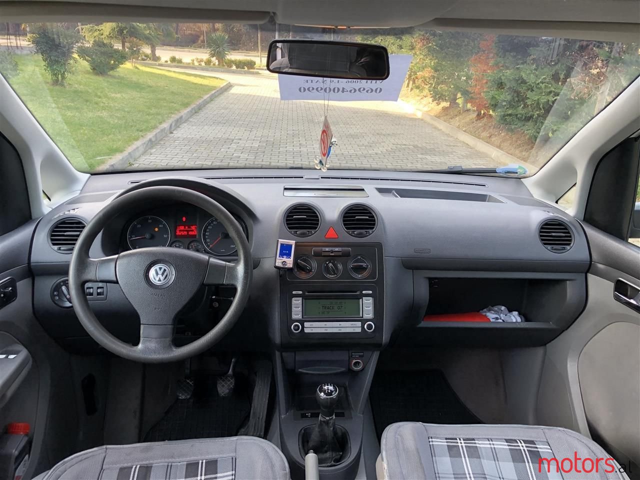 2007' Volkswagen Caddy photo #2