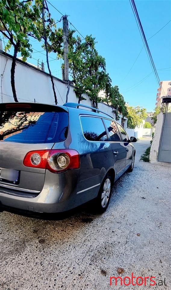 2006' Volkswagen Passat photo #1