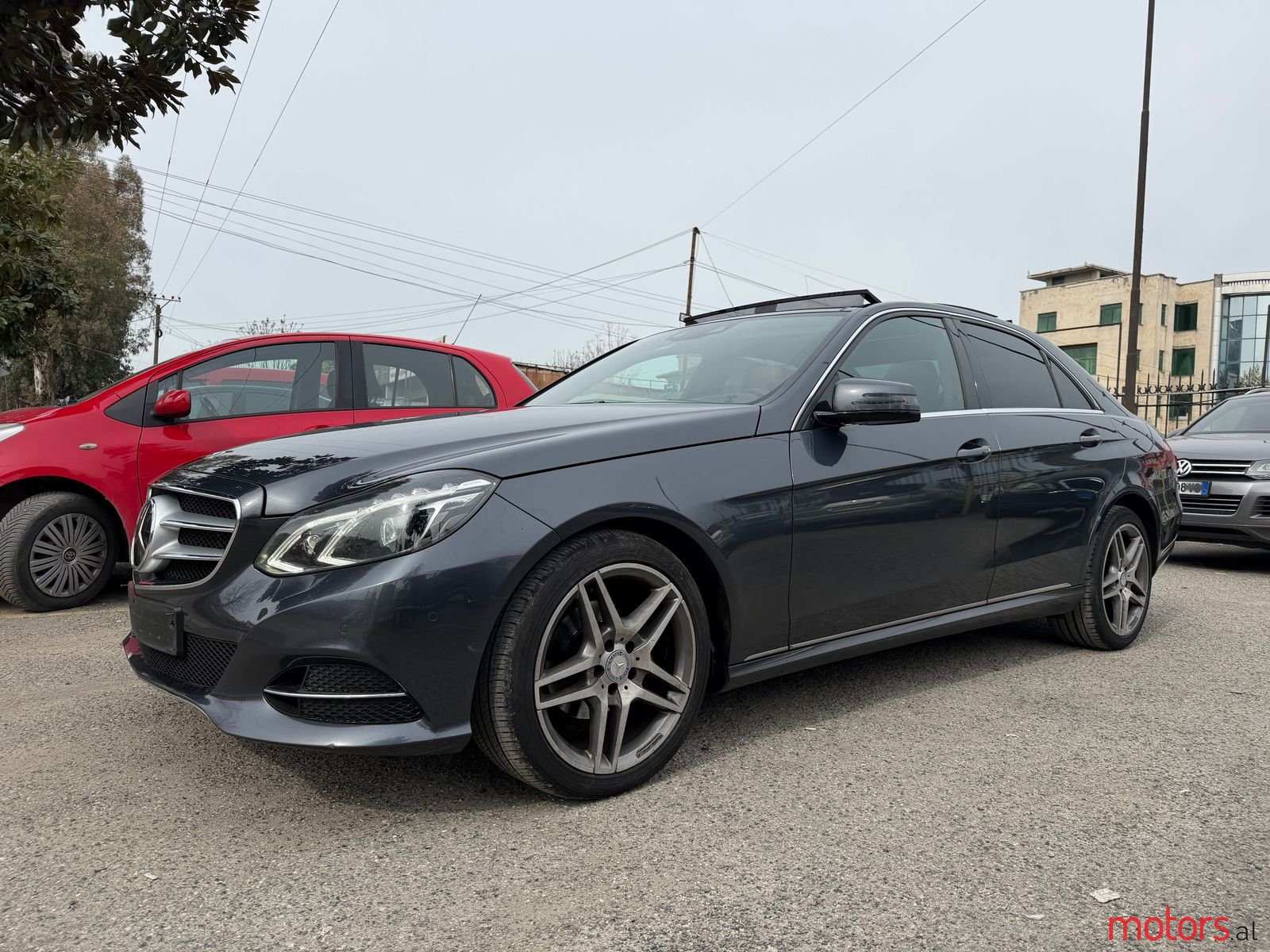 2015' Mercedes-Benz E 220 photo #3