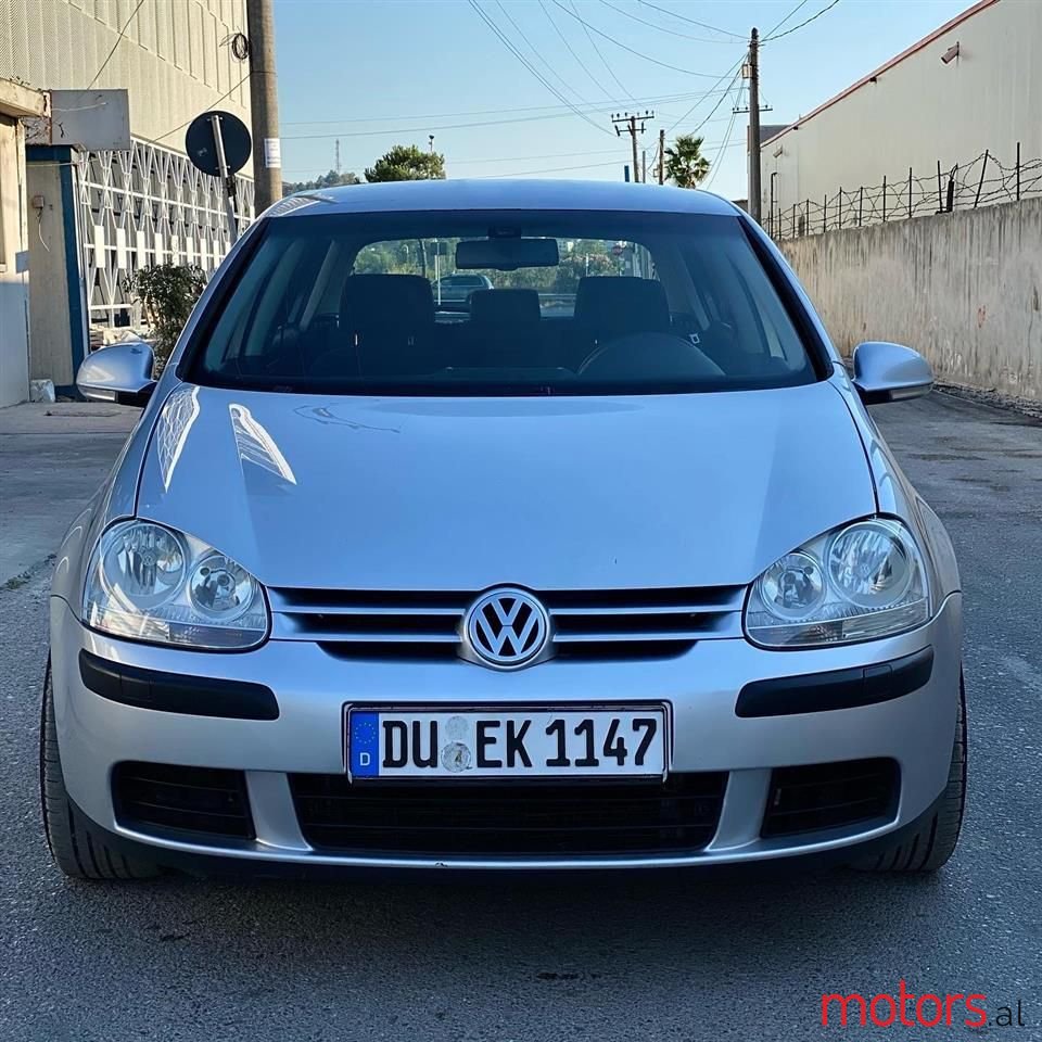 2005' Volkswagen Golf photo #5