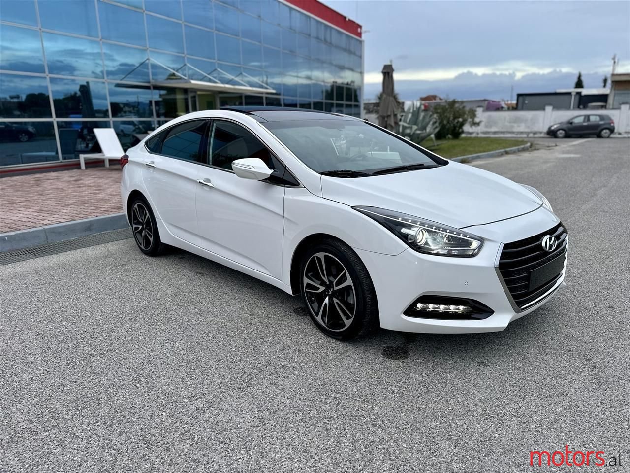 2016' Hyundai i40 photo #2