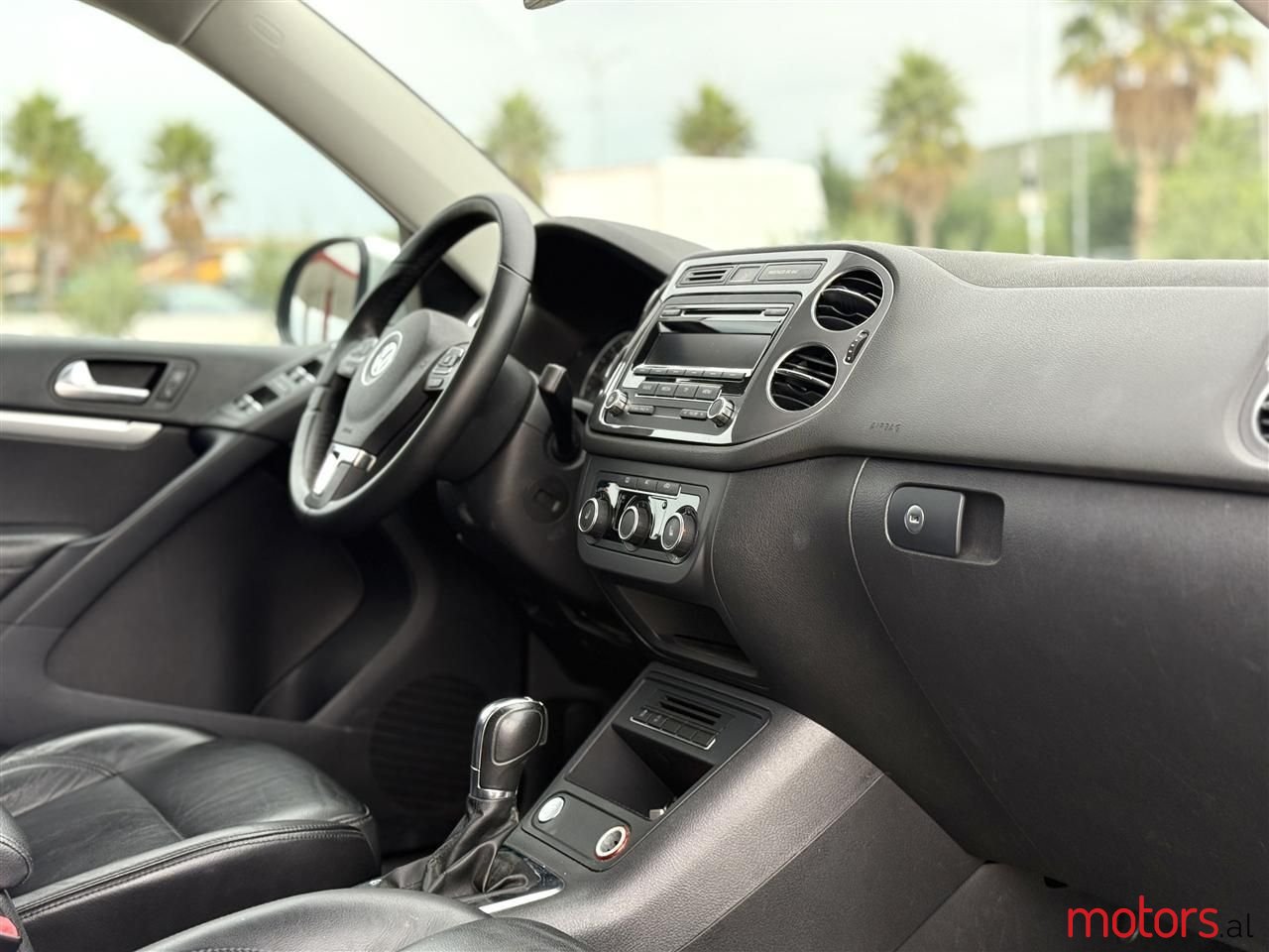 2014' Volkswagen Tiguan photo #6