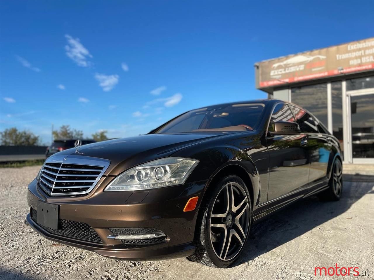 2010' Mercedes-Benz S 550 photo #2