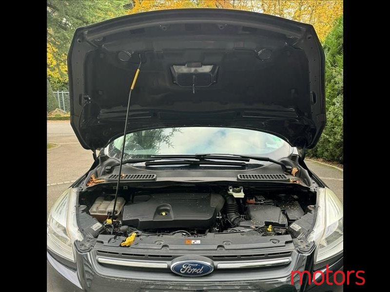 2016' Ford Kuga photo #2