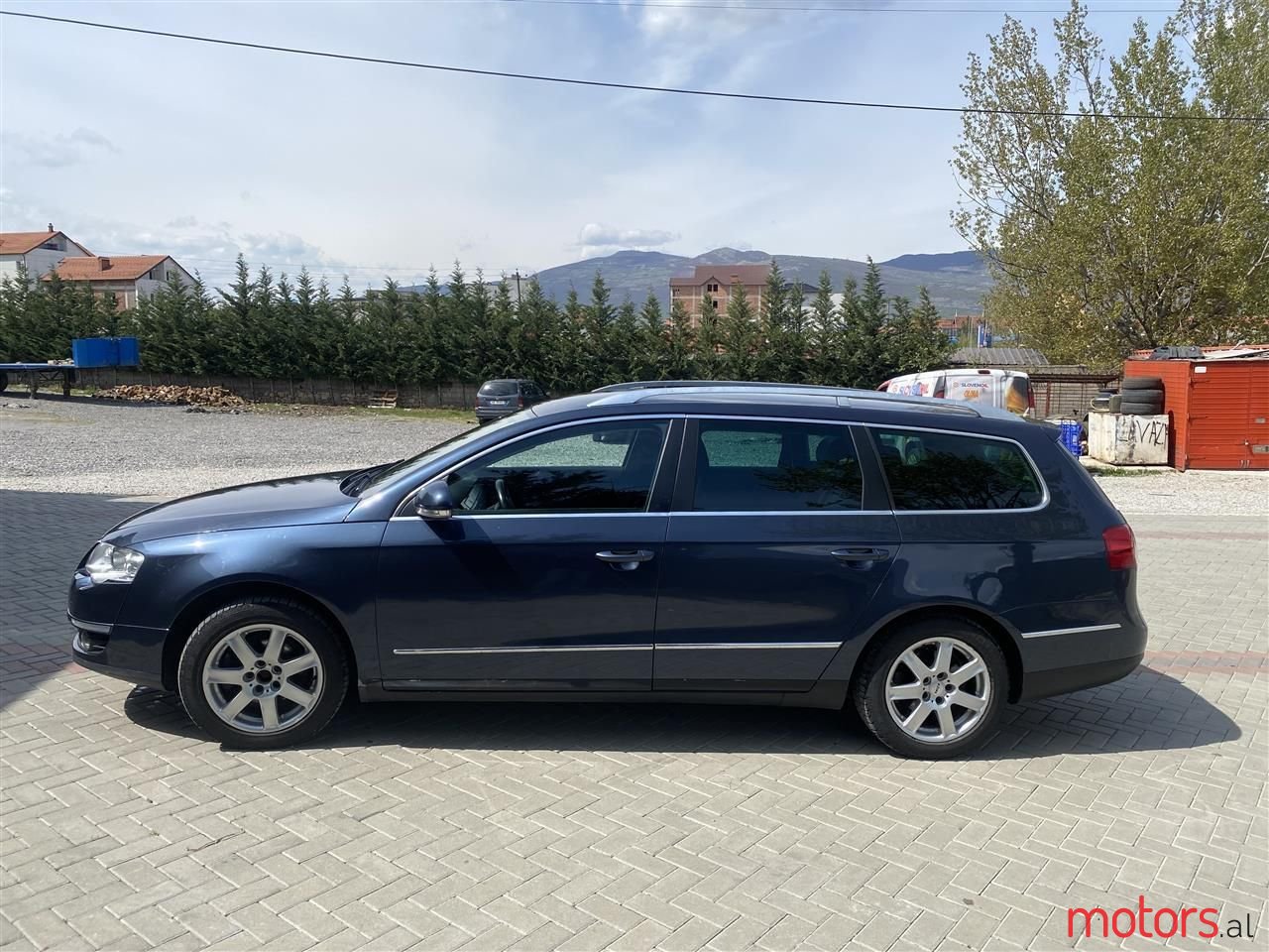 2007' Volkswagen Passat photo #5