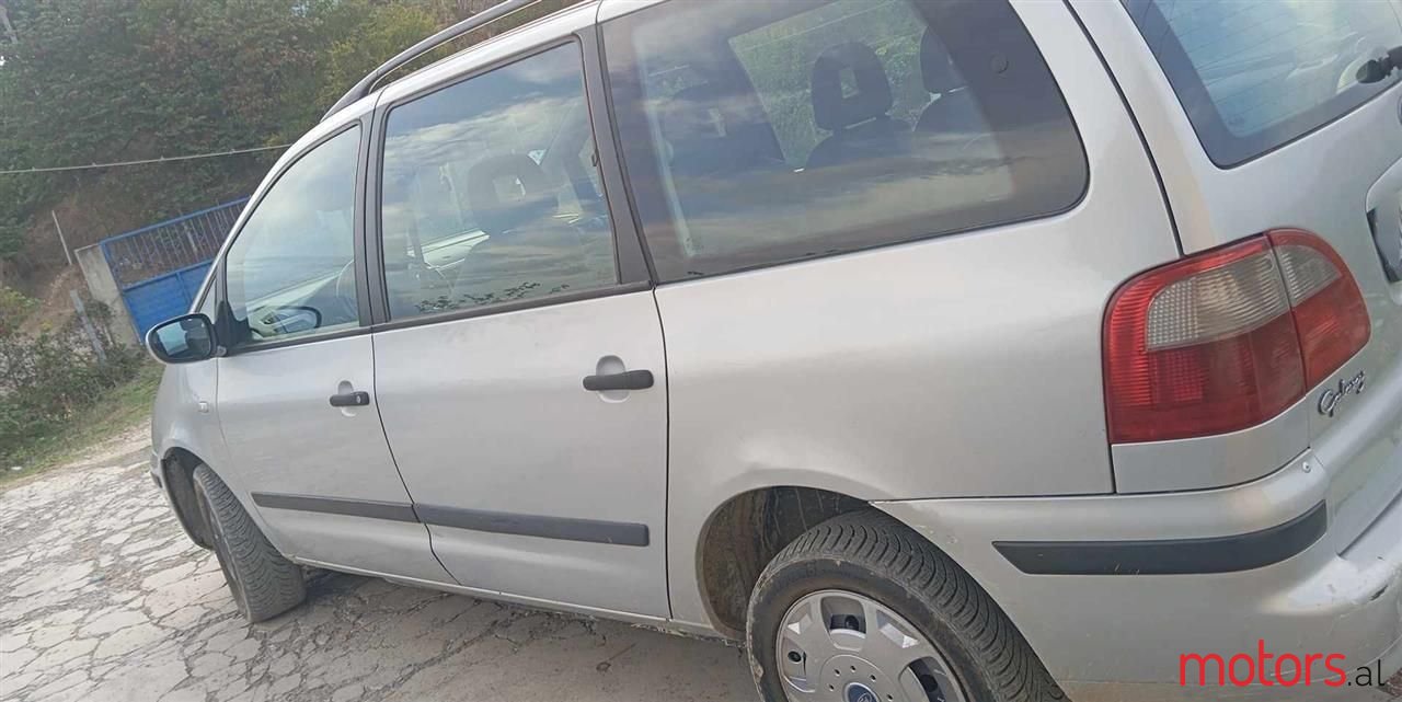 2001' Ford Galaxy photo #4