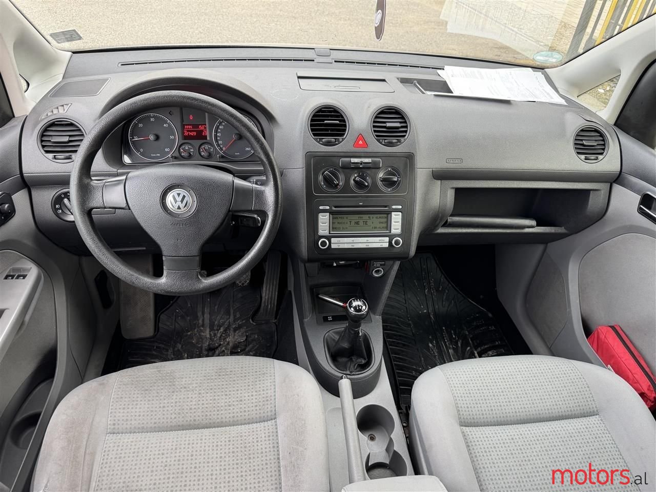 2008' Volkswagen Caddy photo #4