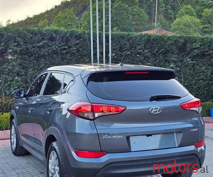 2015' Hyundai Tucson photo #6