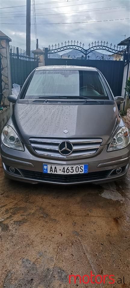 2006' Mercedes-Benz B 180 photo #1