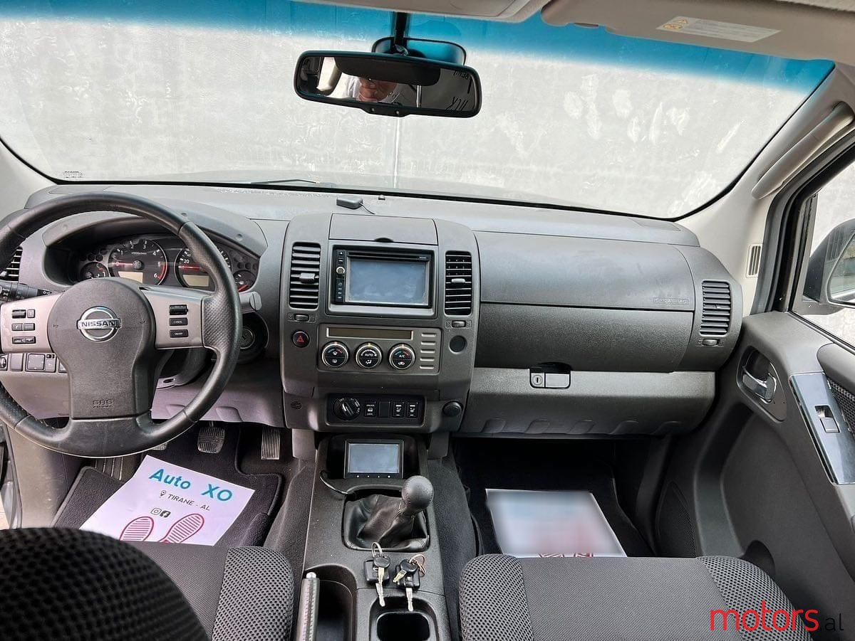 2010' Nissan Navara photo #6
