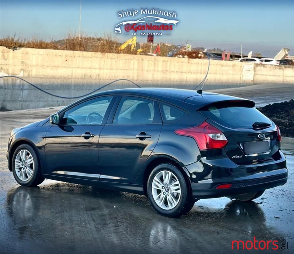 2012' Ford Focus photo #4