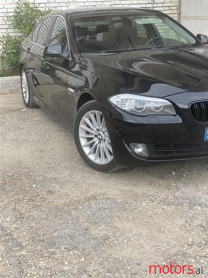 2012' BMW 535 photo #2