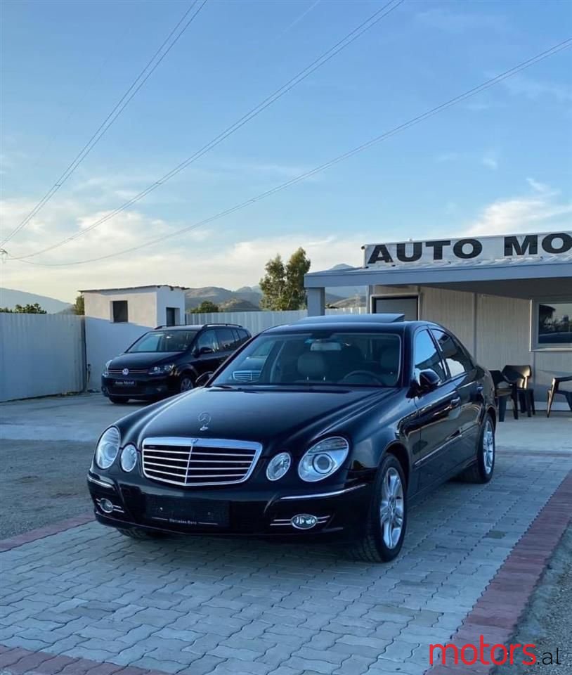 2007' Mercedes-Benz E 320 photo #1