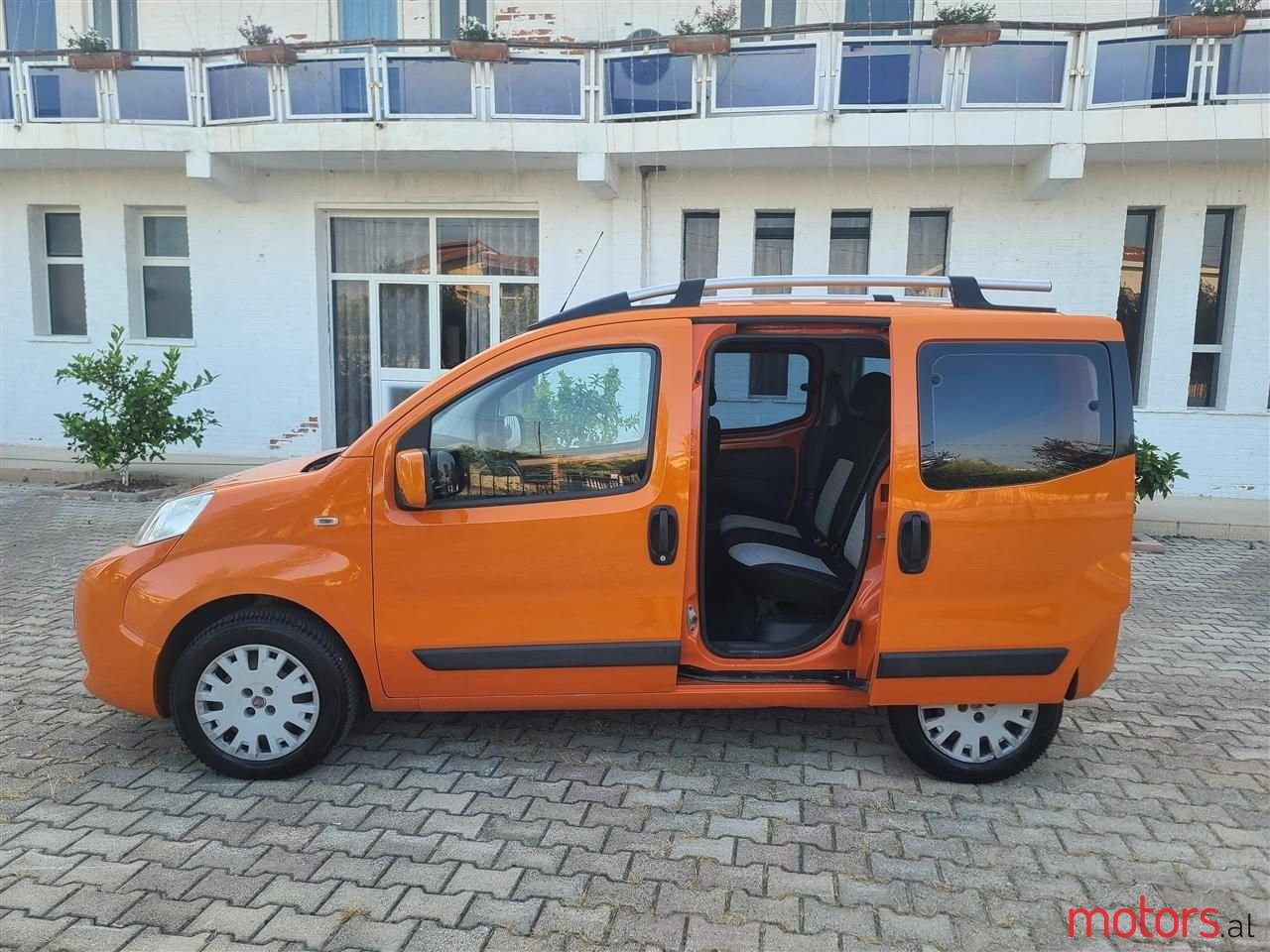 2010' Fiat Qubo photo #6
