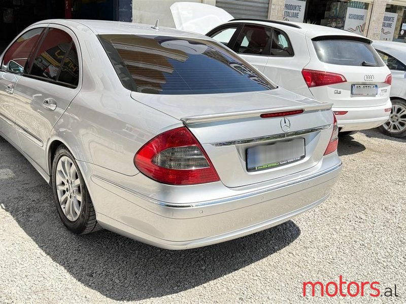 2007' Mercedes-Benz E 220 photo #5