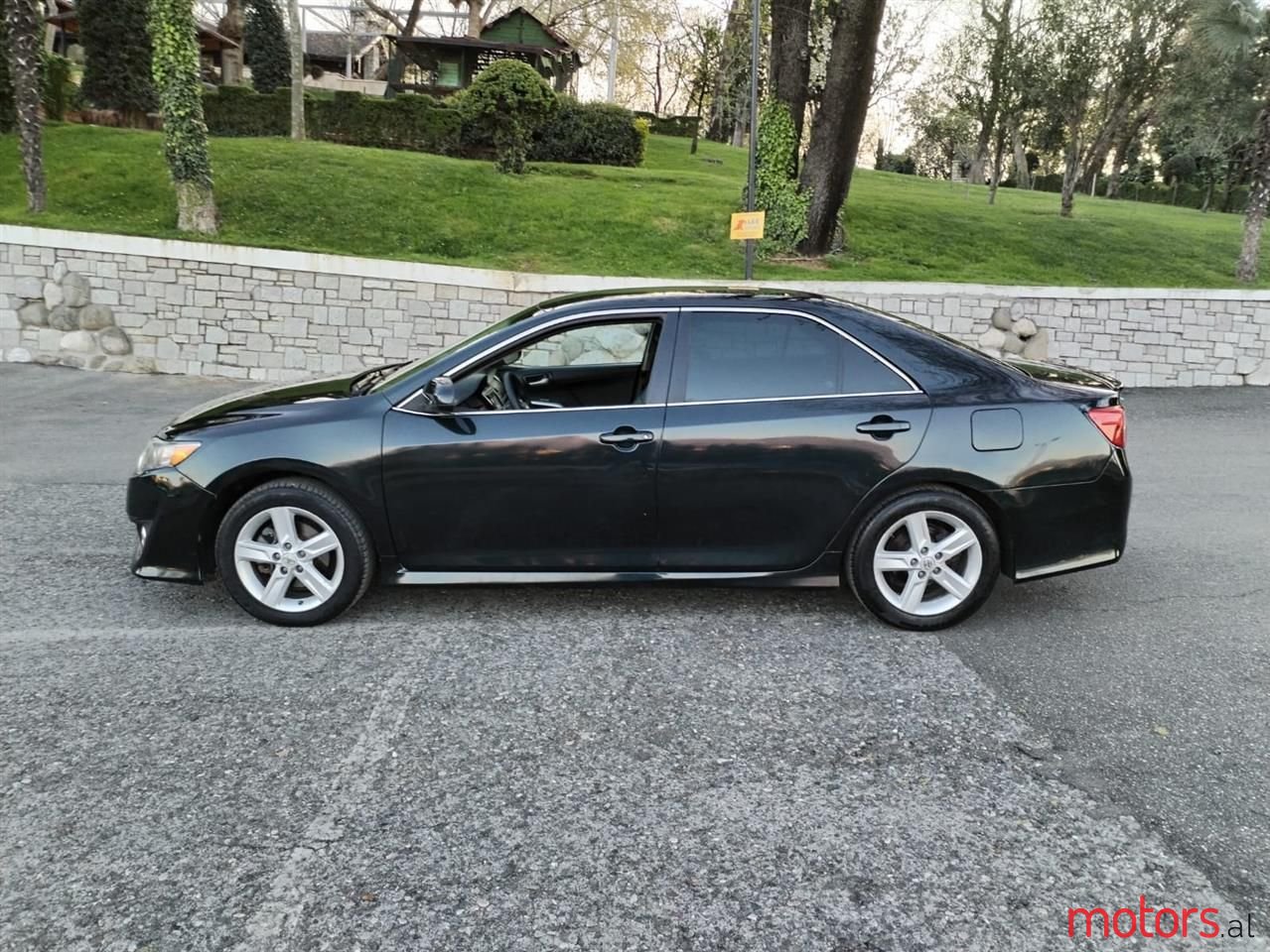 2015' Toyota Avensis photo #3
