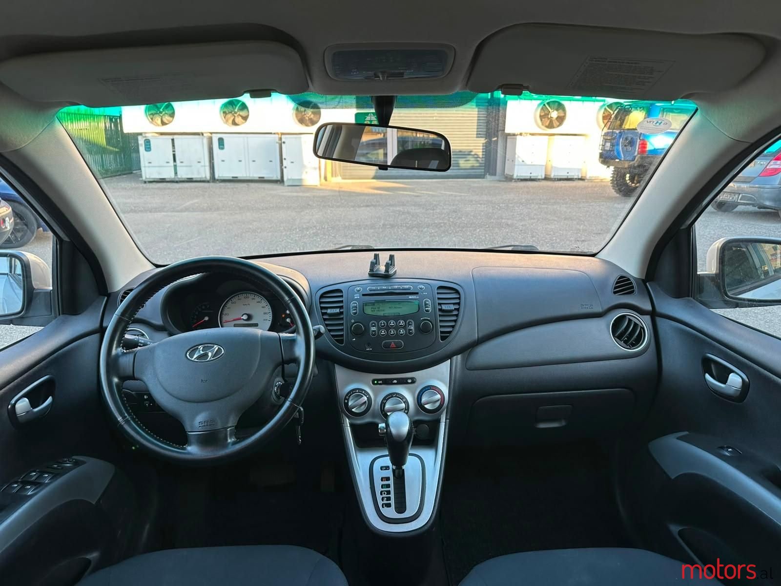 2009' Hyundai i10 photo #6