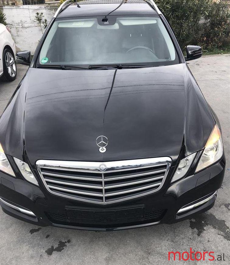 2010' Mercedes-Benz E 250 photo #1