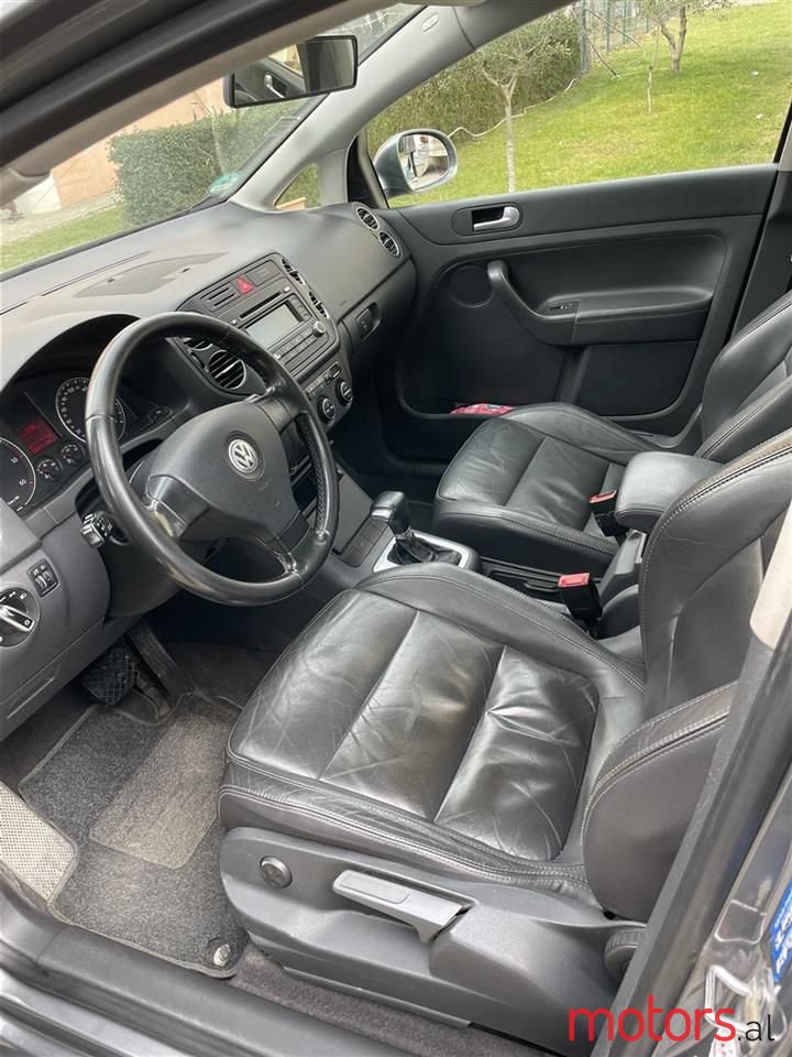 2005' Volkswagen Golf Plus photo #3