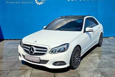 2014' Mercedes-Benz E 250