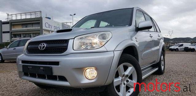 2004' Toyota RAV4 photo #2