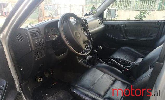 2001' Opel Frontera photo #4