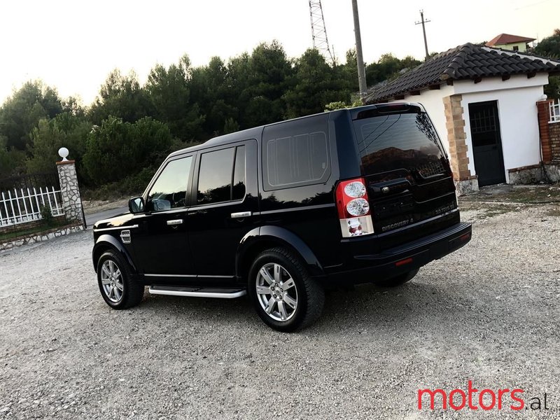 2010' Land Rover Discovery photo #2
