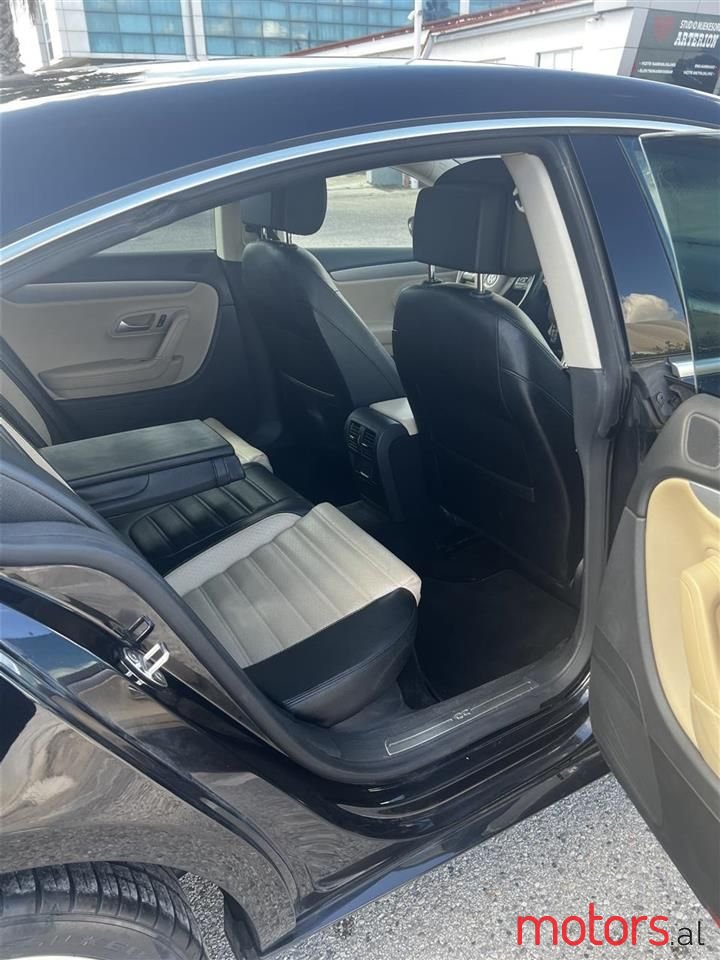 2013' Volkswagen photo #5