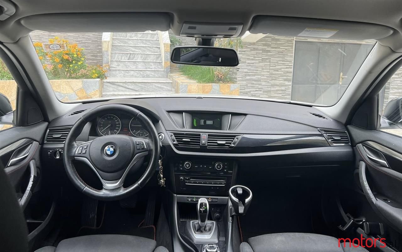 2012' BMW X1 photo #6